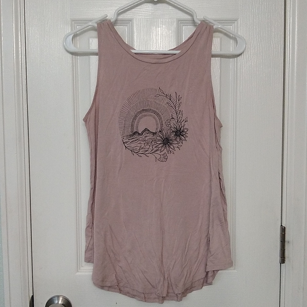 Old Navy Pale Pink Mountain Floral Tank